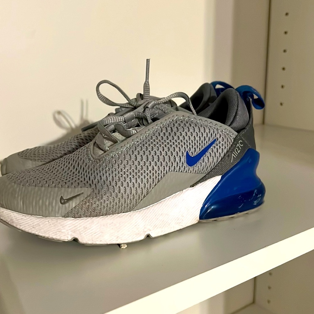 Nike Air 270c